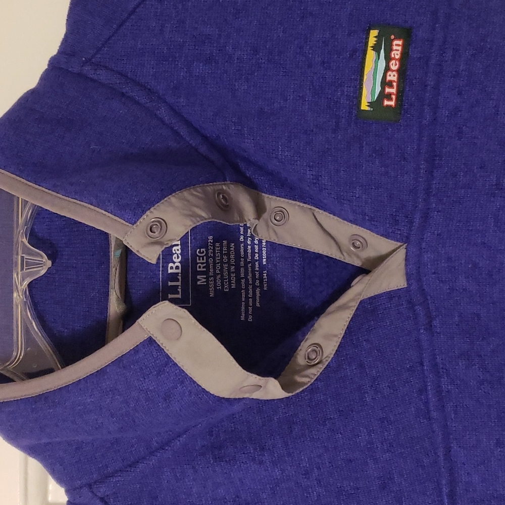 L.L.Bean Sweater Fleece Pullover - Picture 3 of 6